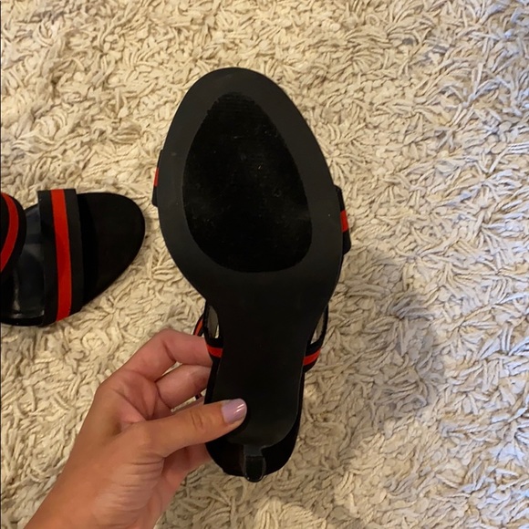 STEVE MADDEN HEELS - Picture 4 of 5